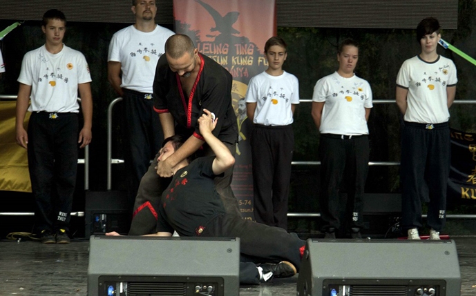 Leung Ting Wing Tsun Kung Fu bemutató a Sárberki Általános Iskolában!