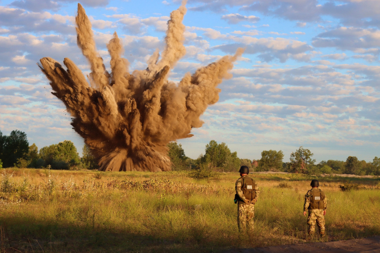 Mintegy 130 tonna robbanóeszközt, lőszert semmisítettek meg tavaly a tűzszerészek