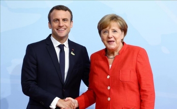 A németek jobban megbíznak Macronban, mint Merkelben