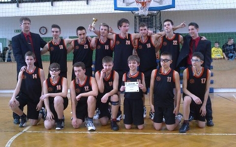 Bajnok lett az Oroszlányi SE serdülő kosárlabda csapata!