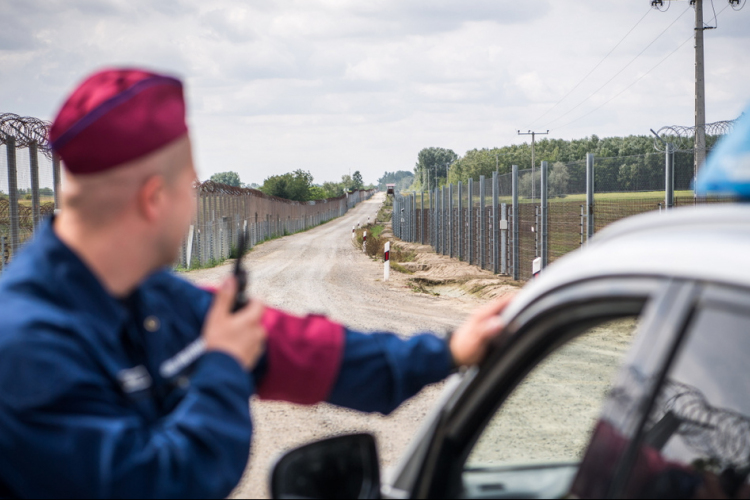 Már 162 ezer határsértőt fogtak el idén,  Ukrajnából 916 ezren jöttek legálisan