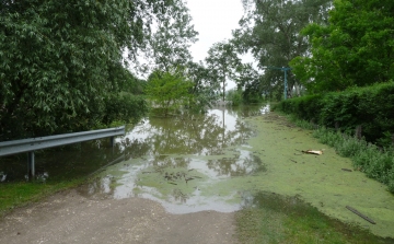 Reggeli árvízi áttekintő 2013. június 10