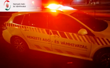 Vesztegetéssel próbálkozott egy horvát nő az M7-esen