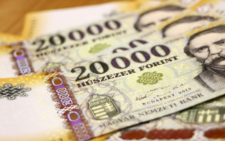 A sértettek bizalmát használta ki