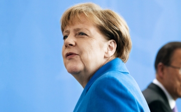 Angela Merkel bejelentette: indul a német kancellári tisztségért a 2017-ben