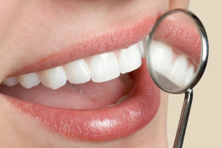 A tiszta, ápolt fogak nem szuvasodnak - November a fogászat hónapja