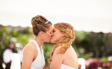 Spanyolországban tíz év alatt több mint 31 ezer azonos nemű pár kötött házasságot