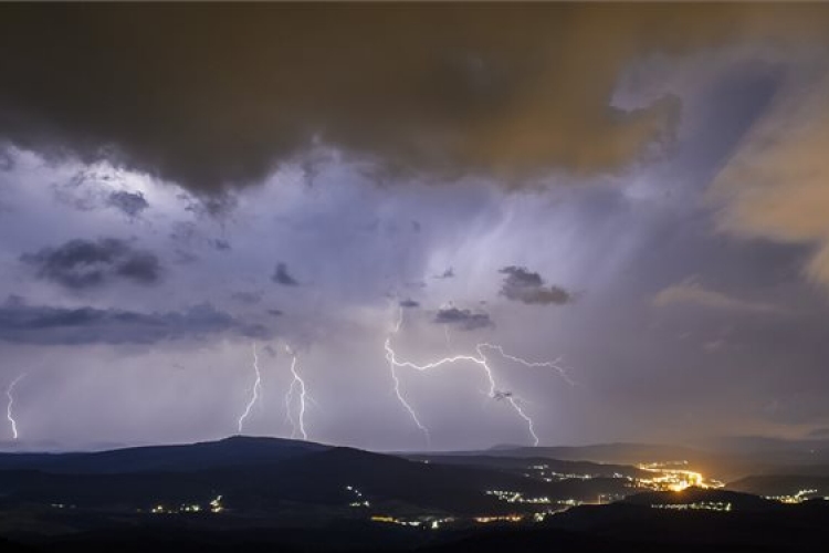 A tavalyinál kevesebb kárt okoztak az idei nyári viharok