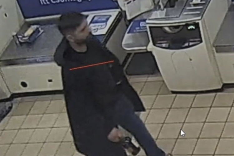 CSALÁS MIATT KERESSÜK!!!