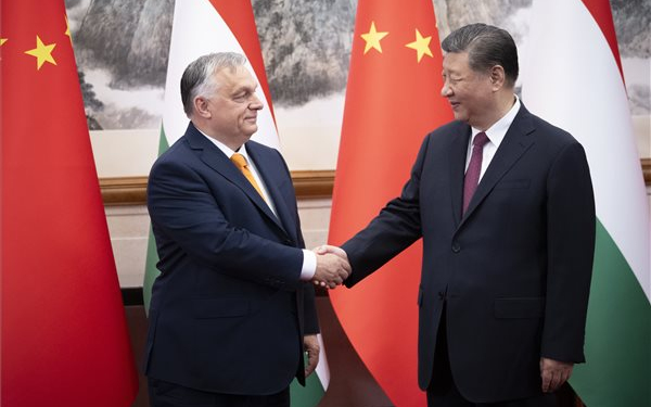 Orbán Viktor: a magyaroknak fontos, hogy Kína szorgalmazza a békét