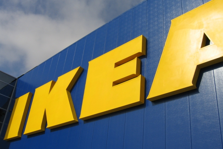 Óriásbögréket hív vissza az Ikea