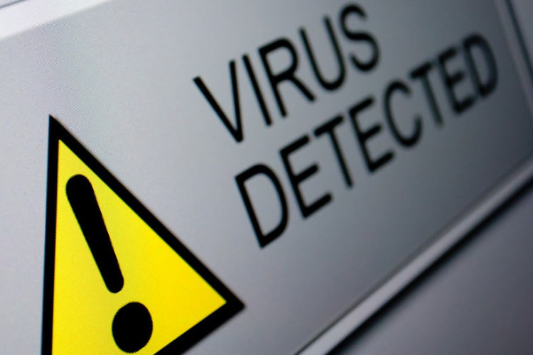 Zsaroló vírus bénította meg egy napra a veszprémi kórházi informatikát 