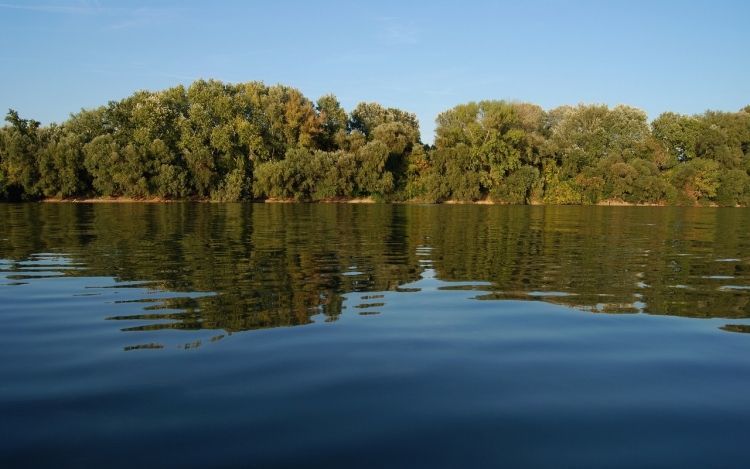 Nyári szintjére duzzasztották a Tisza-tavat