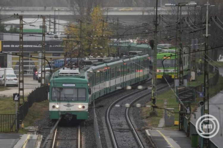 A MÁV azzal büszkélkedik, hogy az utolsó 60 éves HÉV-et is leselejtezte