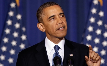 Obama bocsánatot kért azoktól, akik elveszítik az egészségbiztosításukat