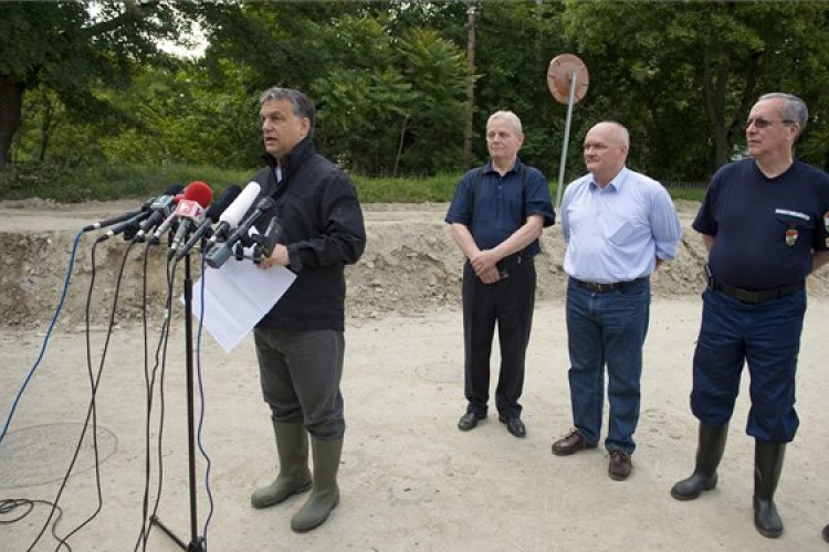 Árvíz - Orbán: stabilak a fő védvonalak Budapest alatt