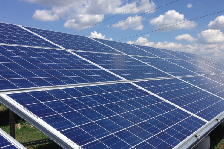 Energiaügyi Minisztérium: 2023-ban sosem látott mértékben bővült a hazai napenergia kapacitás