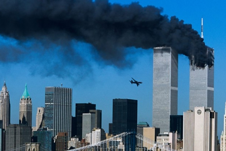 A szeptember 11-i terrortámadások feltételezett kitervelője segítene az áldozatok családtagjainak 