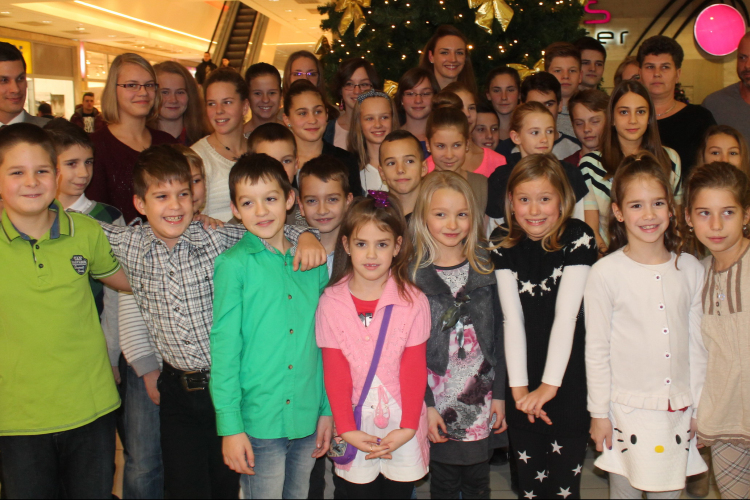 Mozgalmas nap a TVSE úszóinál