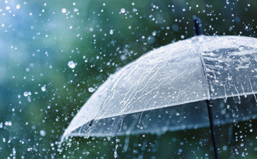 A hétvégén többfelé felhős, záporos, zivataros idő várható