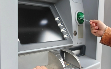 Büntetést kapott az ATM-ben felejtett egymilliót eltulajdonító férfi